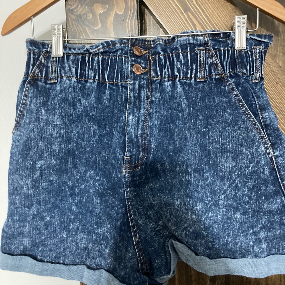 Paperbag, highwaist denim shorts size Medium